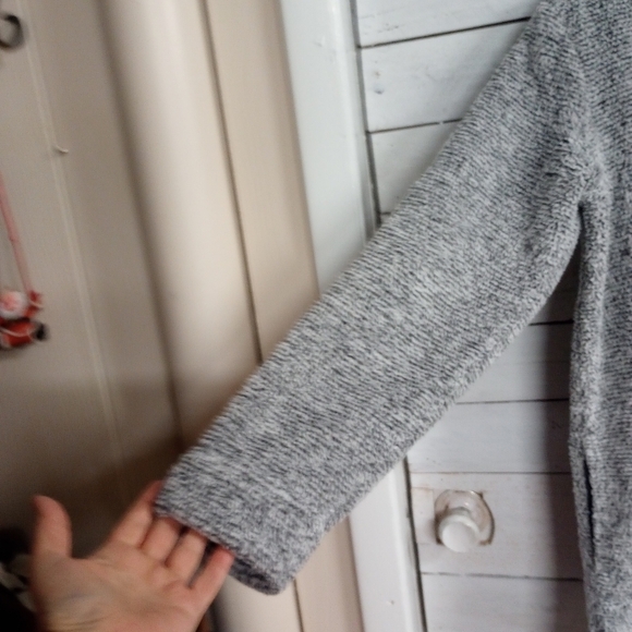 Soft Surroundings Luxe Sherpa Pullover 1/4 Zip Grey Size XSmall W/ Front Pocket - Picture 4 of 9